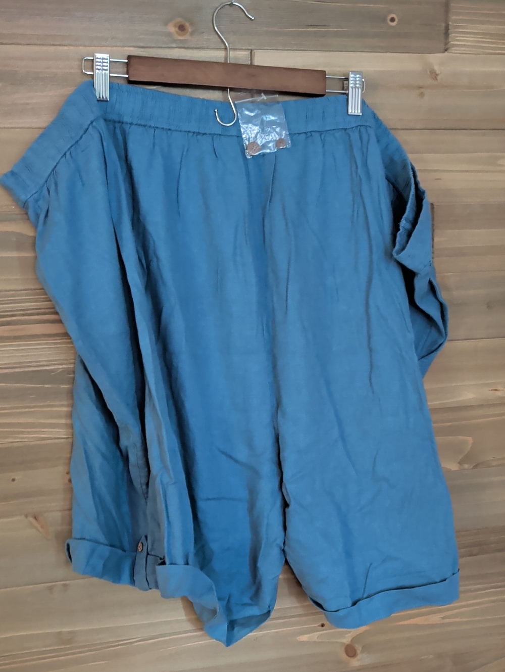 Blue Linen Blend Casual Shorts NWOT. 5X